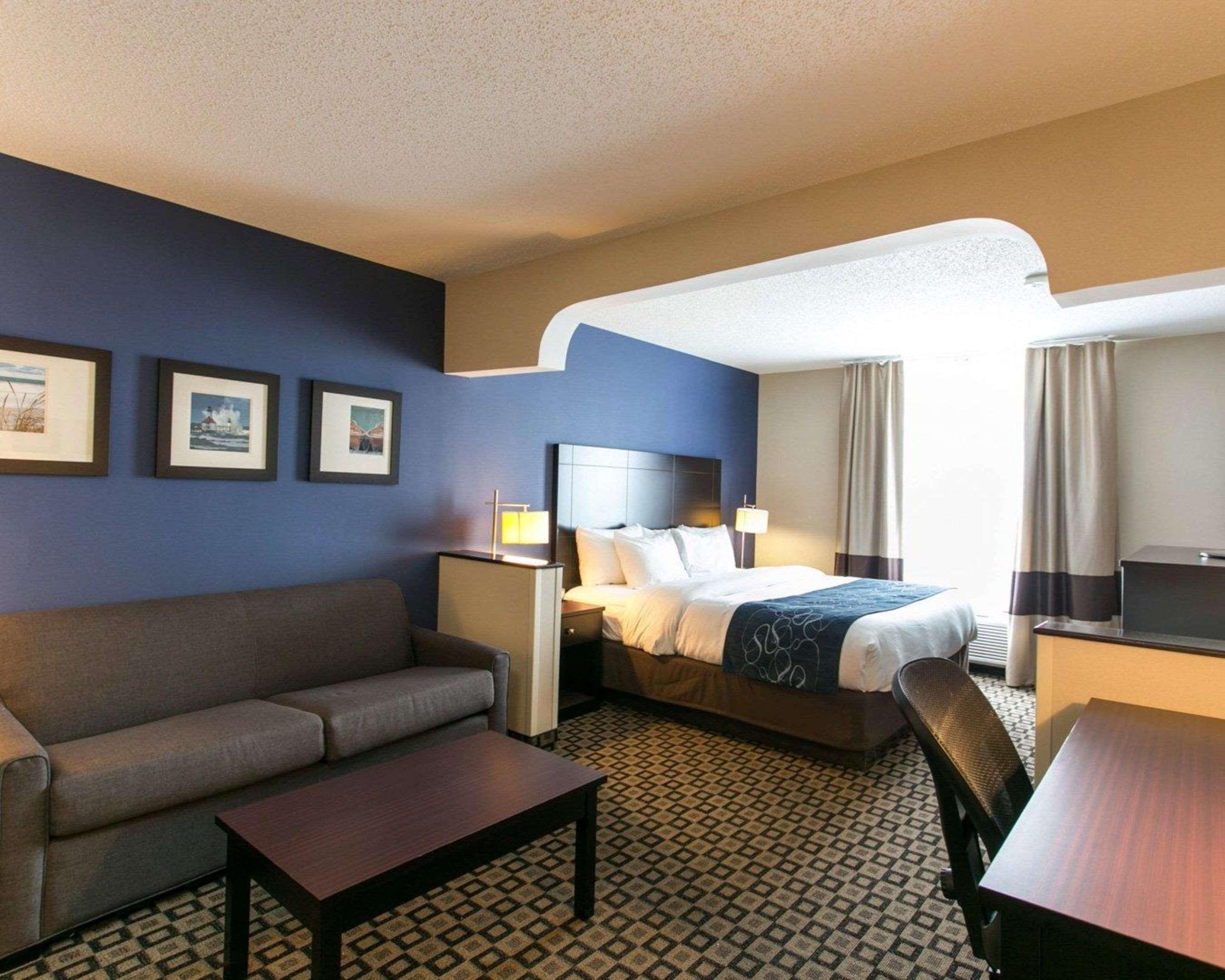 Comfort Suites Benton Harbor - St Joseph Exteriör bild