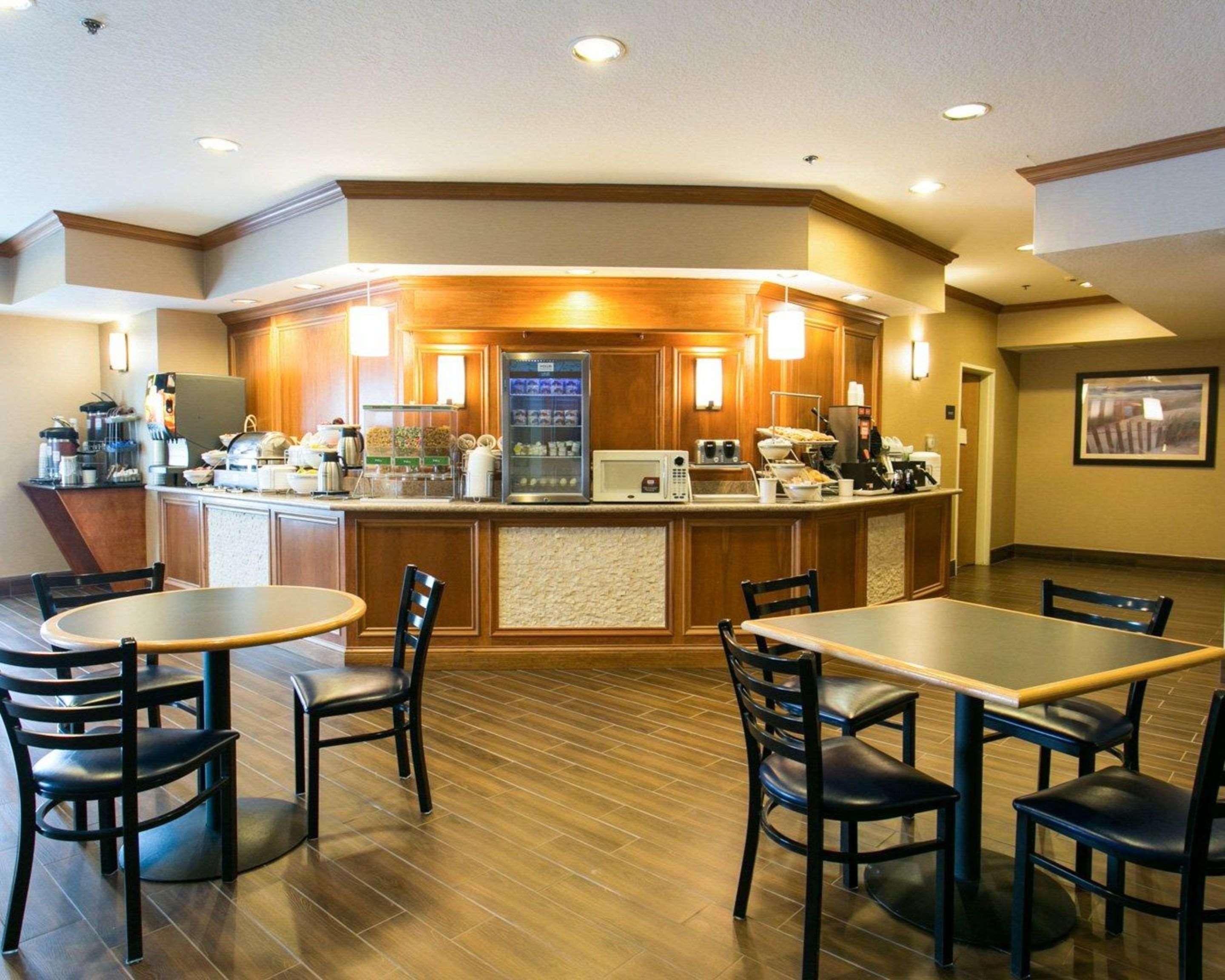Comfort Suites Benton Harbor - St Joseph Exteriör bild
