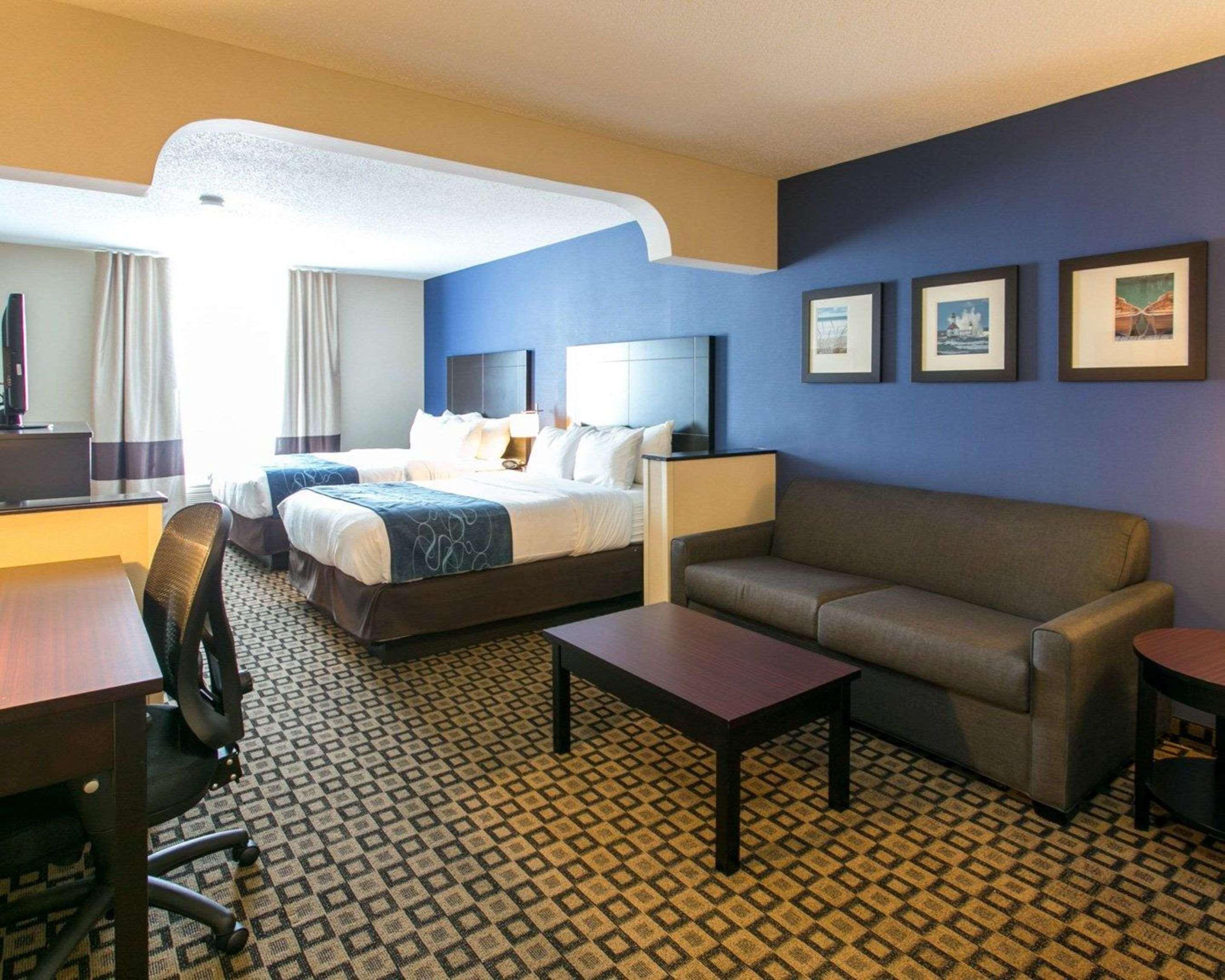 Comfort Suites Benton Harbor - St Joseph Exteriör bild