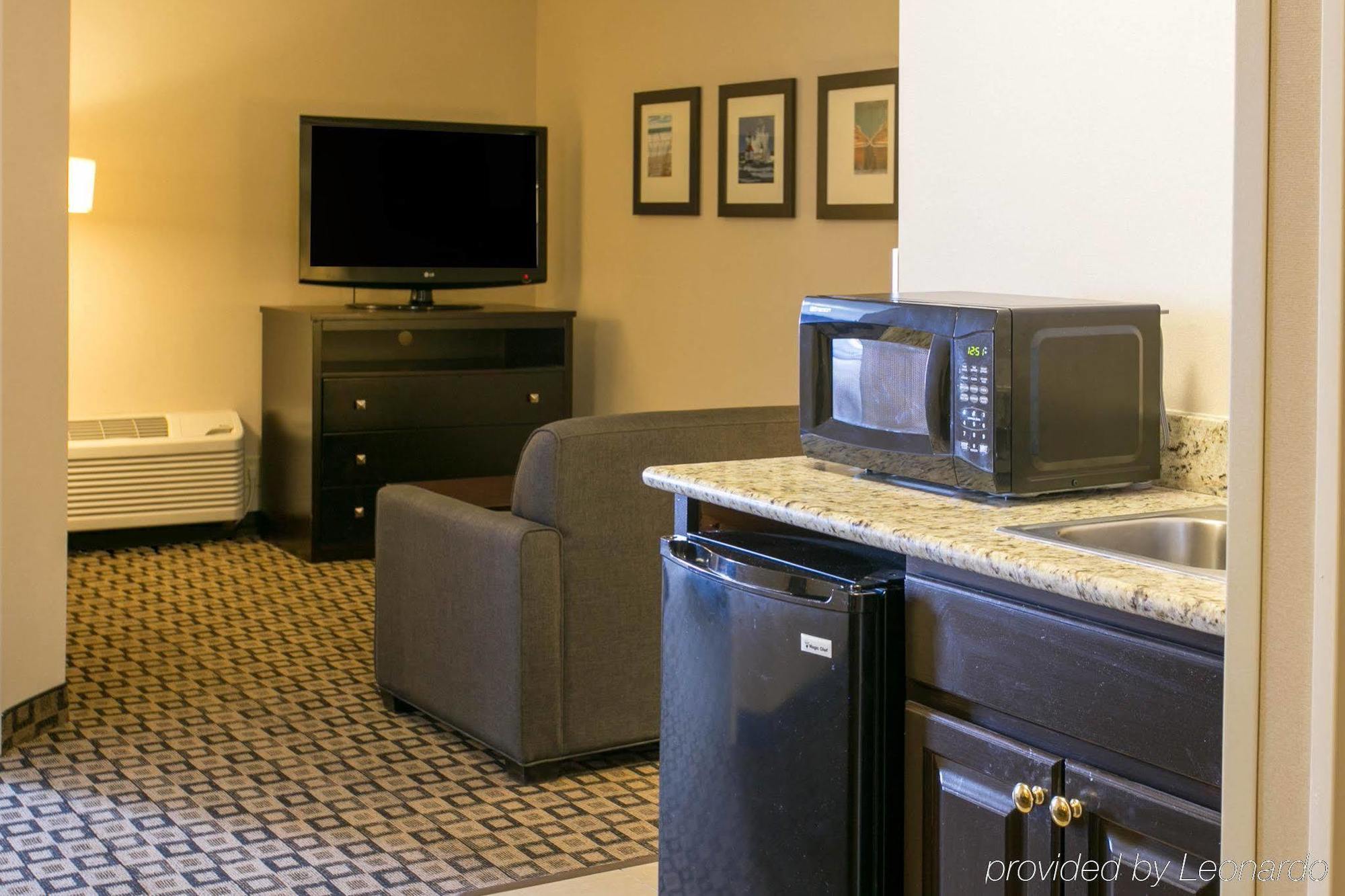 Comfort Suites Benton Harbor - St Joseph Exteriör bild